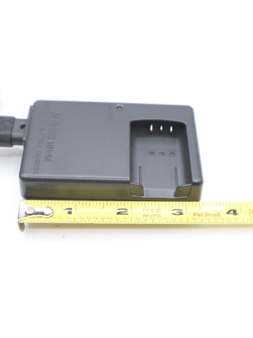 Genuine Nikon MH-64 Lithium-Ion Battery Charger Digital Camera Nikon EN-EL11